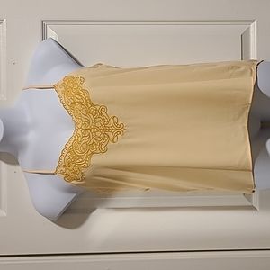 Express, sheer, v-neck, embroidered, spaghetti strap, tank. Size M